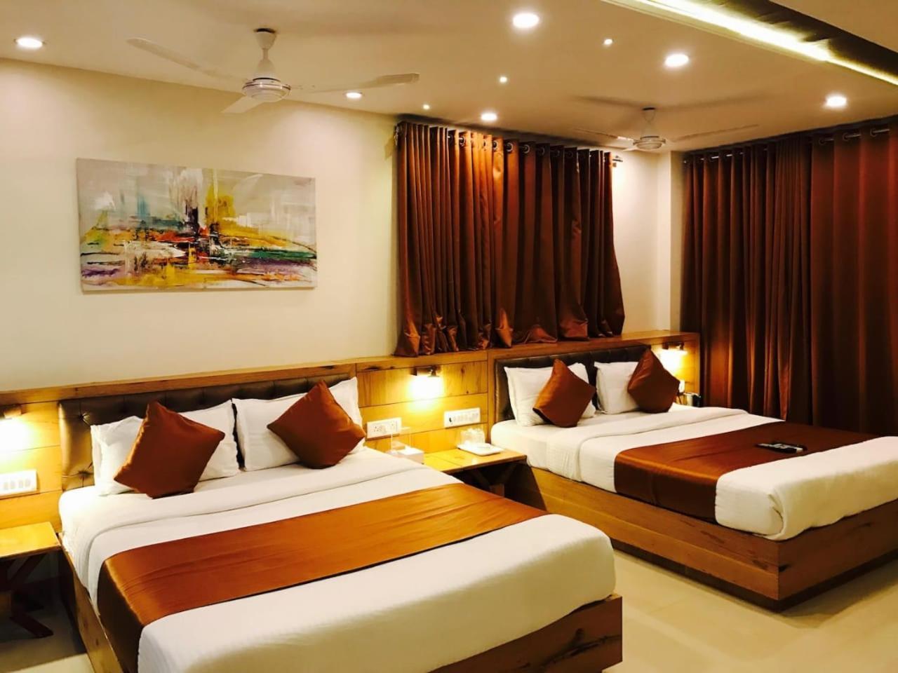 Grandeur By Avion Palace Near T2 International Airport มุมไบ ภายนอก รูปภาพ
