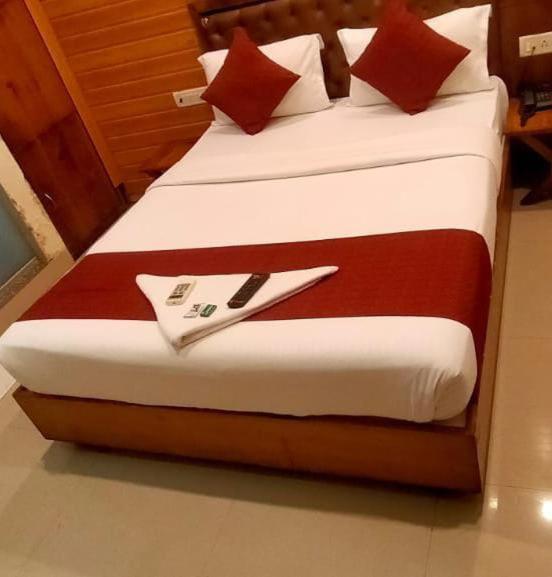 Grandeur By Avion Palace Near T2 International Airport มุมไบ ภายนอก รูปภาพ